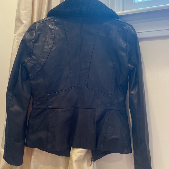 Banana Republic XS leather Aviator jacket with removable collar. Never worn. - Picture 5 of 6